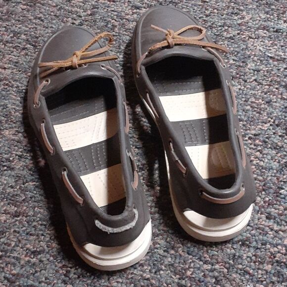 Crocs Brown/Cream Beach Line Boat Shoes SIZE 7 - Picture 2 of 5